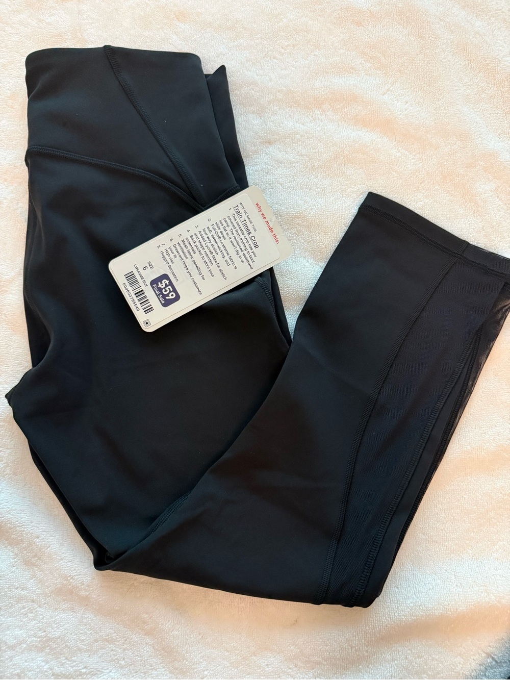 lululemon black train times crop